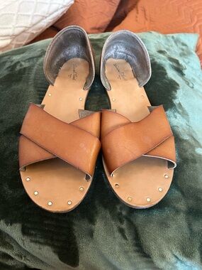 Leather Cross-Band Women’s Sandals in Brown by Universal Thread